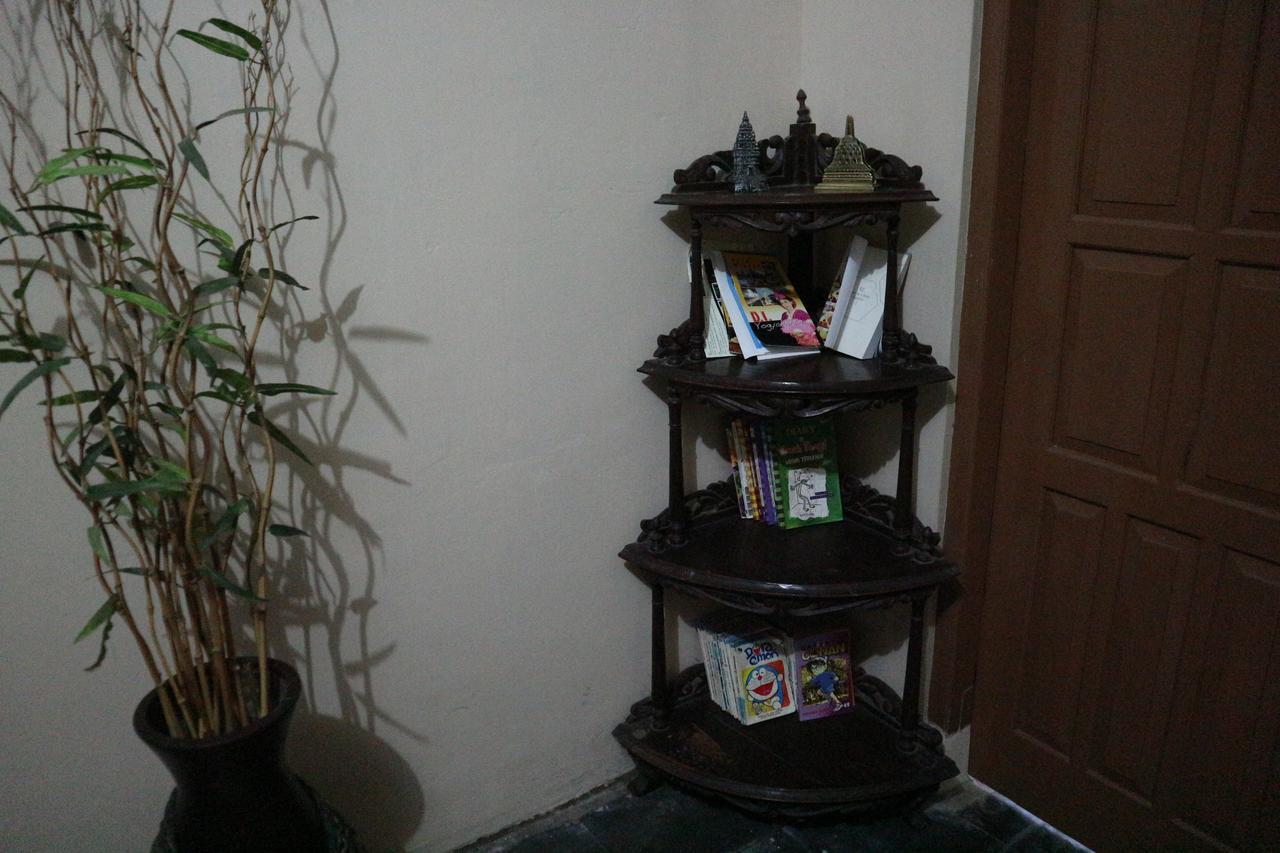 Kembar Guesthouse Yogyakarta Esterno foto
