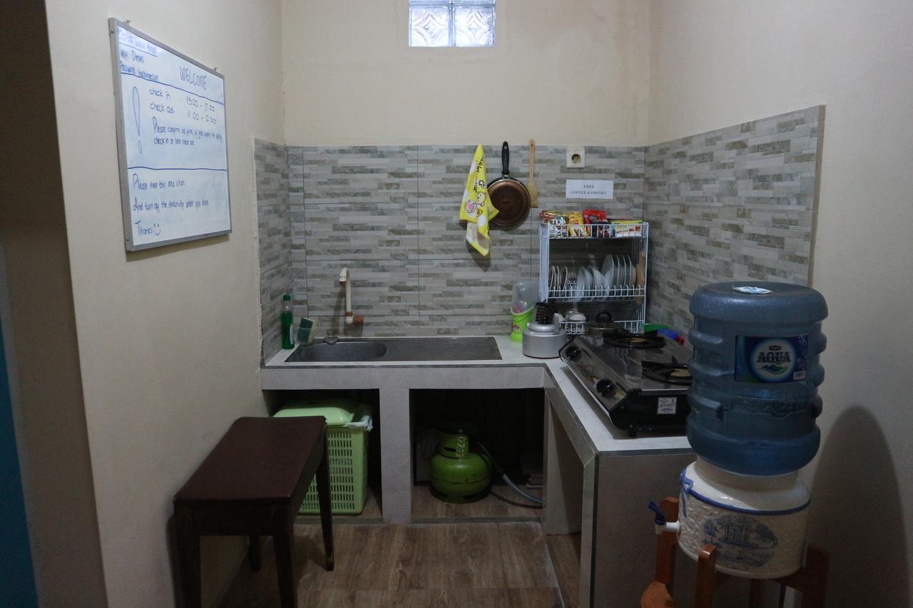 Kembar Guesthouse Yogyakarta Esterno foto